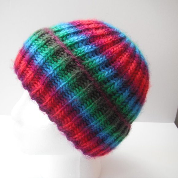 Hand Knitted Hat Toque Adult Size - S-XS Acrylic Unisex Multicolor - 014. - Picture 2 of 7